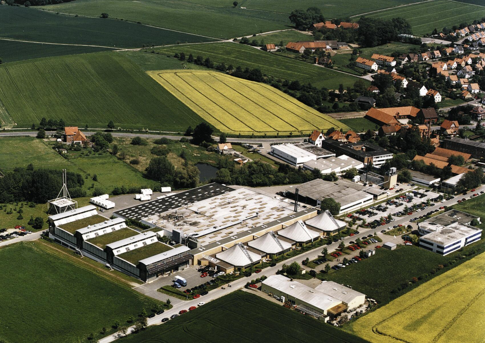 Wilkhahn_Pavillons_Bad_Muender_PLANUNGXGRUPPE Luftbild_Wilkhahn_Pavillons_Bad_Muender