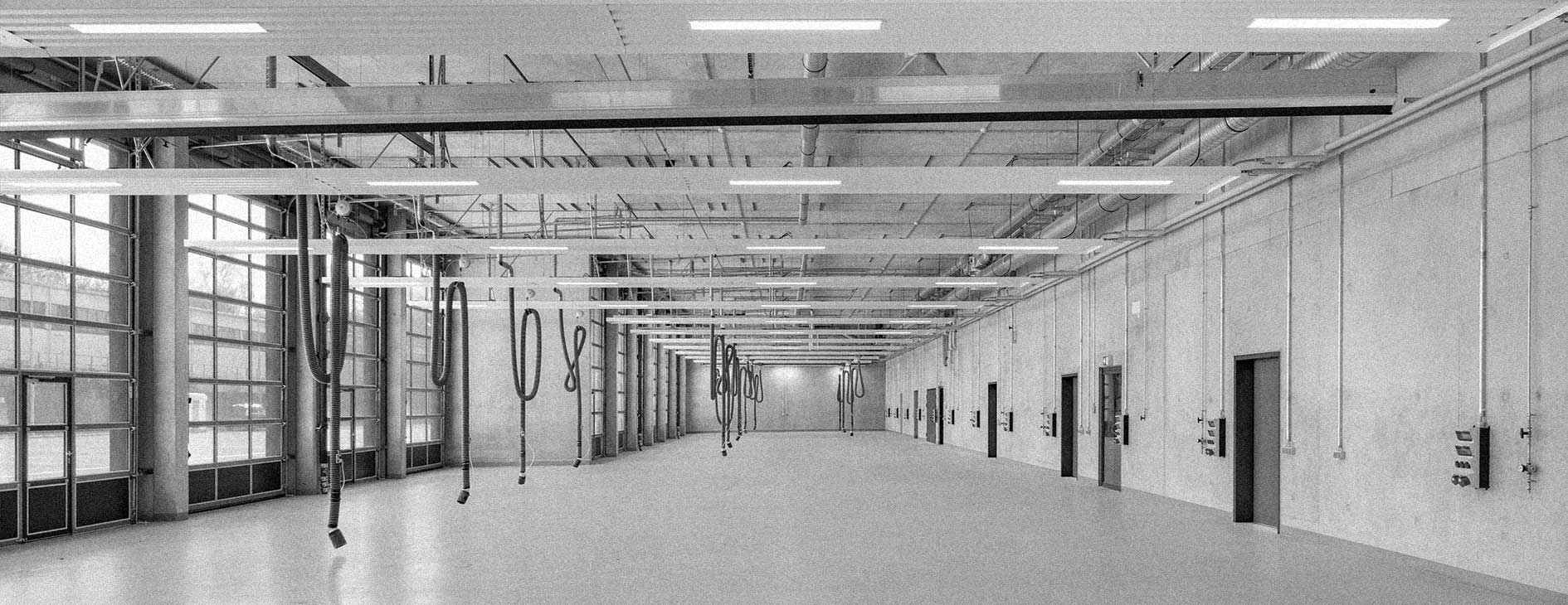 Halle_Brandschutzkraefte_Bruchsal_PLANUNGXGRUPPE_Architekten