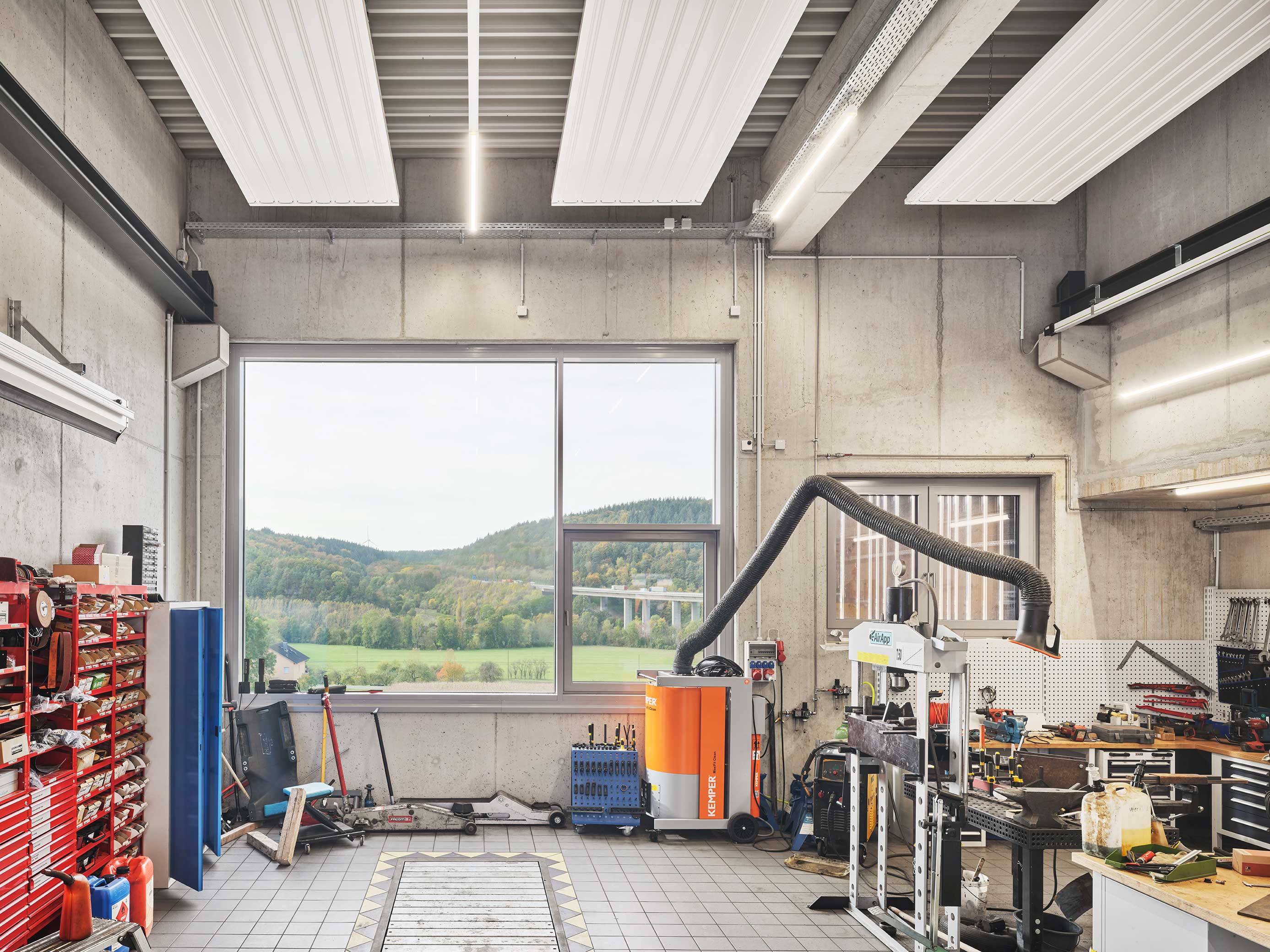 Strassenmeisterei_Tauberbischofsheim_Werkstatt_PLANUNGXGRUPPE_Architekten